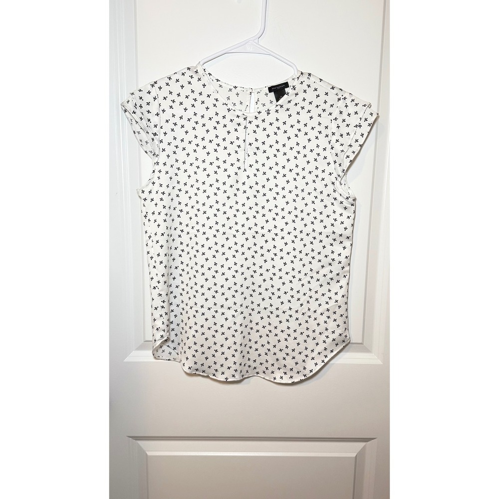 Ann‎ Taylor Womens XS White Black Leaf Print Cap Sleeve Blouse Keyhole Back Top